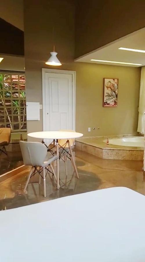 Pousada E Motel Blue Inn Каскавел Екстериор снимка